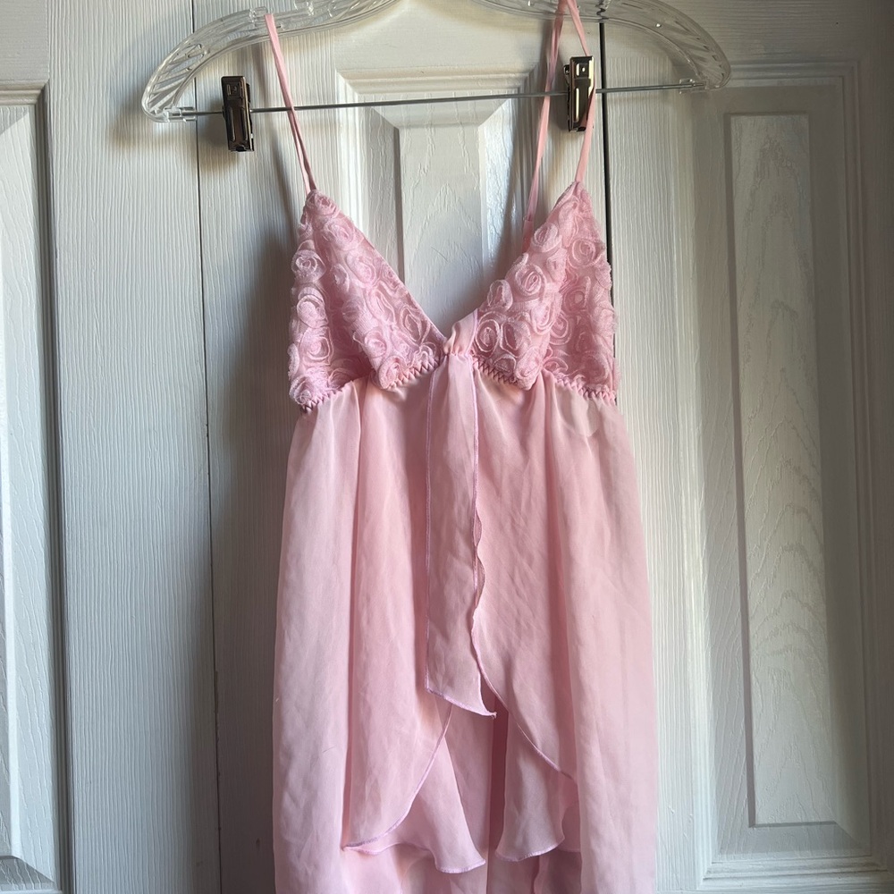 Elegant Pink Lace top